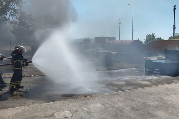 Kocaeli İtfaiyesi'nden Acil Durum Eğitimi