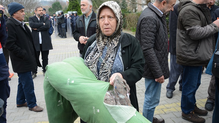 İhlas Kuzuluk Kaplıca Evlerinde kat maliki tesiste kullanılan yatağın son halini gösteriyor