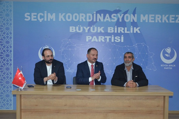 Metehan Küpçü Meşalelerle Karşılandı