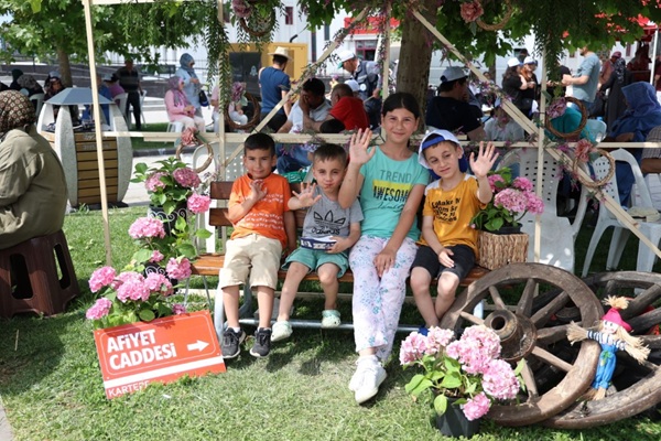Kartepe’de Gastronomi Festivali’ne Yoğun İlgi