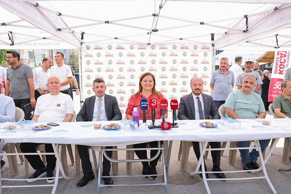 Burcu Köksal Afyonkarahisar Belediye Başkanı