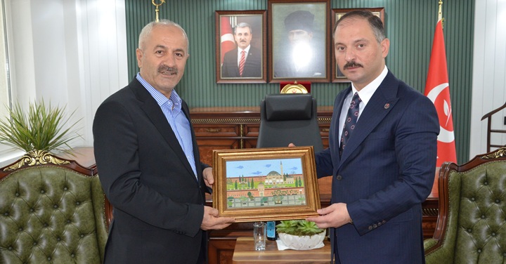 Gebze Belediye Başkanı Zinnur Büyükgöz'den Metehan Küpçü'ye hayırlı olsun ziyareti