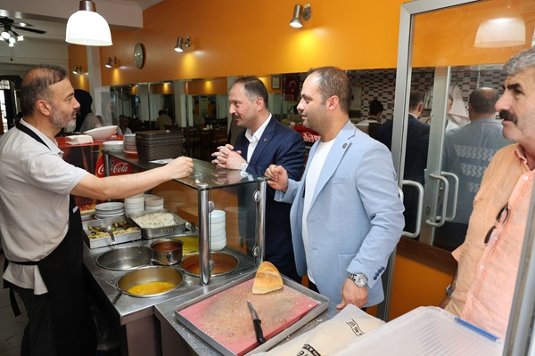 Metehan Küpçü, esnaf ziyareti