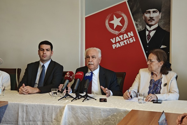 Perinçek'ten PKK Terör Örgütü Mensupları İçin 'Af Kanunu' Önerisi