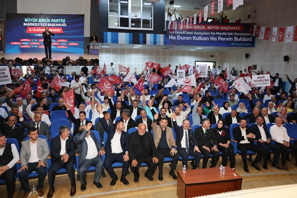 Büyük Birlik Başiskele İlçe Kongresi Coşkulu Katılımla Gerçekleşti