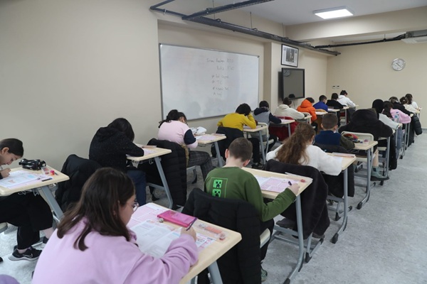 İzmit Belediyesi, LGS hazırlığını mahallelere taşıyor