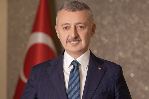 Kocaeli Büyükşehir Belediye Başkanı Doç. Dr. Tahir Büyükakın