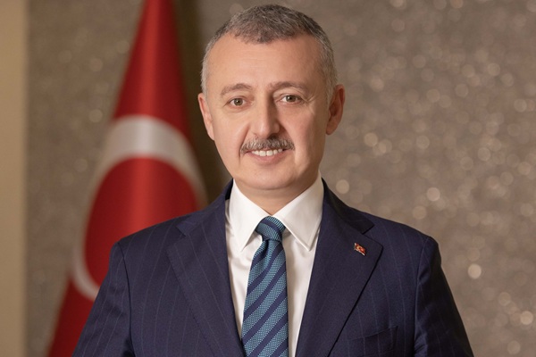 Kocaeli Büyükşehir Belediye Başkanı Doç. Dr. Tahir Büyükakın