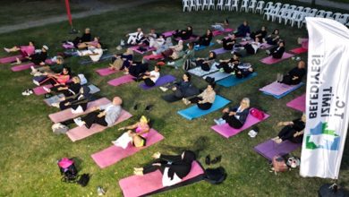 “Nefes Al İzmit” yoga etkinliğine Plajyolu’nda yoğun katılım