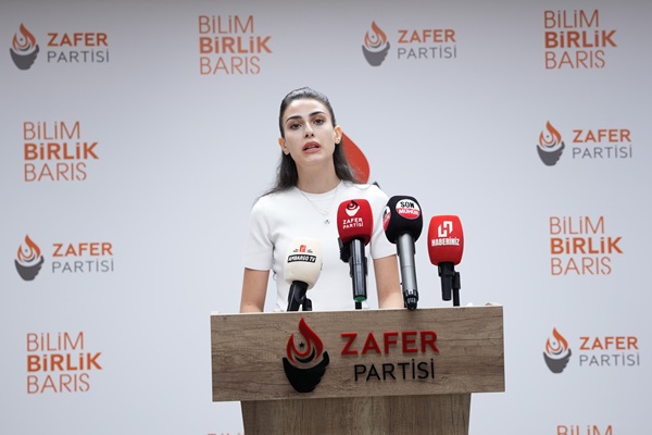 Zafer Partisi Gençlik Kolları Sözcüsü Şeymanur Aklan