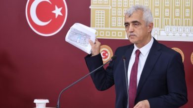 DEM Parti Kocaeli Milletvekili Ömer Faruk Gergerlioğlu,