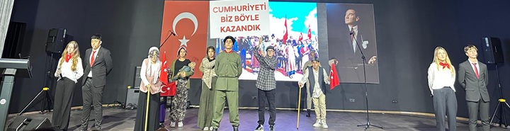 Körfezim Eğitim Kurumları Cumhuriyet Coşkusu Yaşandı
