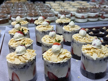 Birbirinden lezzetli ürünleri kendileri üretiyor