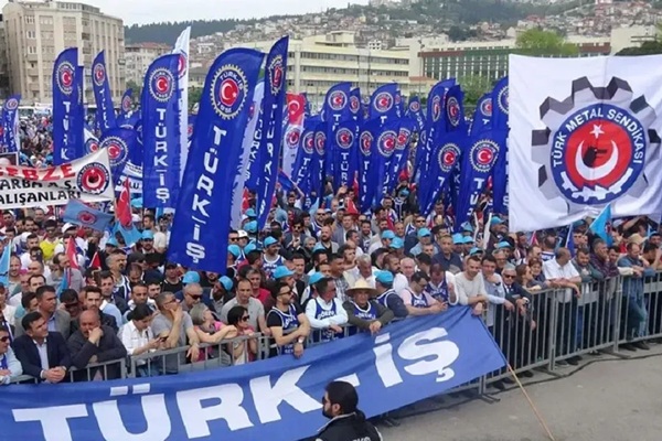 Ford Otosan Çalışanları Eylem Başlattı